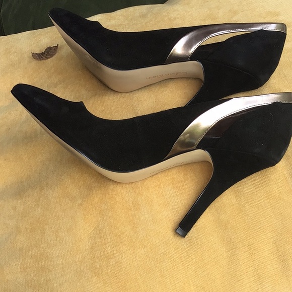 Suede heels - Picture 4 of 6